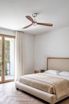 Ventilateur de plafond LANTAU en bois foncé-Eclairage, Design, silence et performance